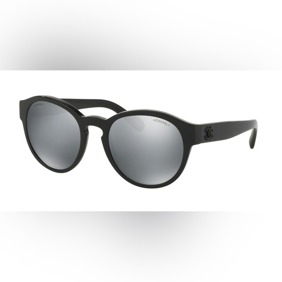 CHANEL Black Sunglasses - Picture 8 of 8
